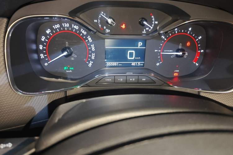 Used Citroen C6 2022 400THP Co-Creation Edition Odometer Close Up