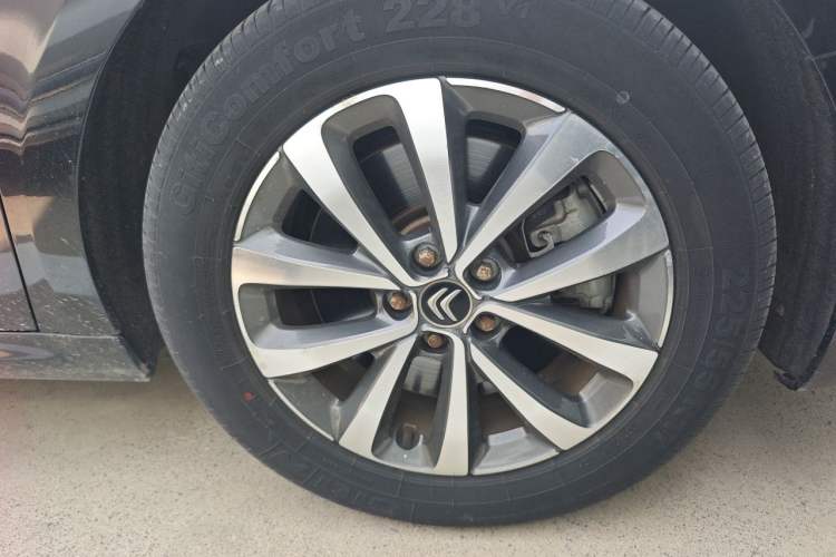 Used Citroen C6 2022 400THP Co-Creation Edition Right Front Wheel Hub