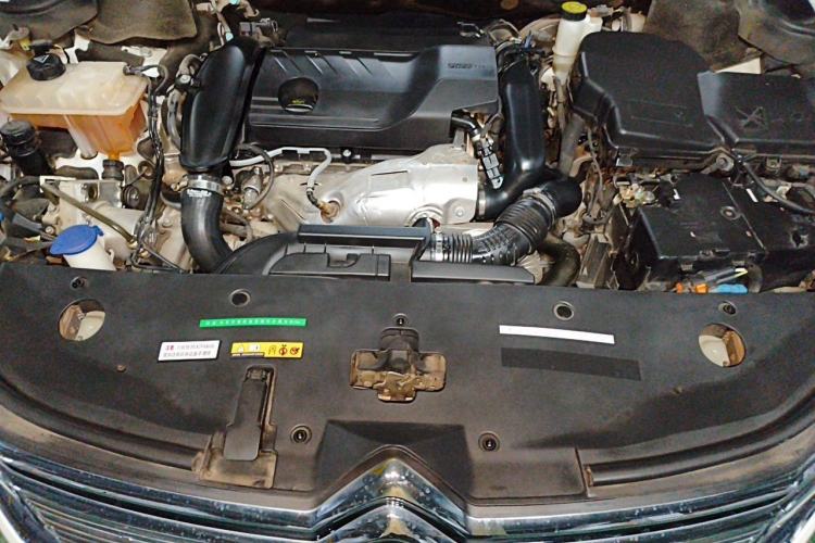 Used Citroen C6 2022 400THP Co-Creation Edition Engine Bay