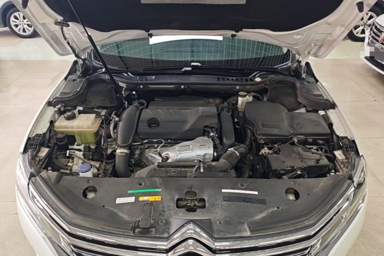 Used Citroen C6 2022 400THP Co-Creation Edition Engine Bay