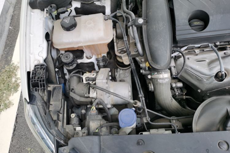 Used Citroen C6 2022 400THP Co-Creation Edition Engine Bay Right