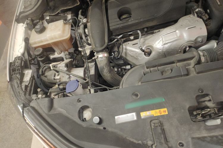 Used Citroen C6 2022 400THP Co-Creation Edition Engine Bay Right