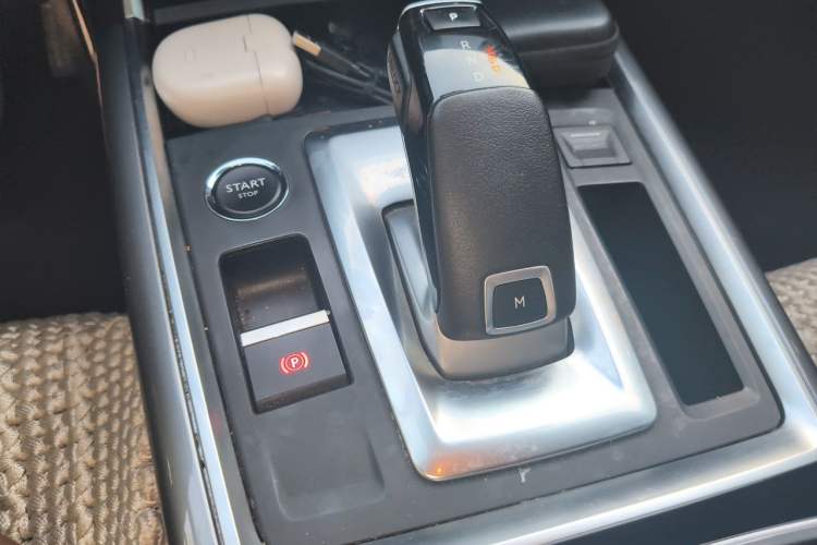 Used Citroen C6 2022 400THP Co-Creation Edition Gear Lever