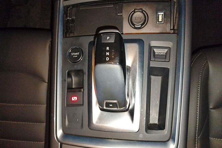 Used Citroen C6 2022 400THP Co-Creation Edition Gear Lever