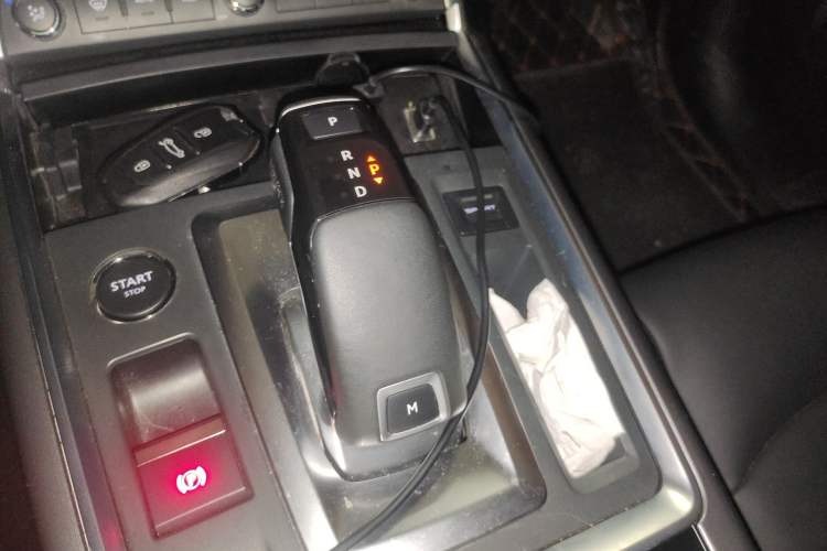 Used Citroen C6 2022 400THP Co-Creation Edition Gear Lever