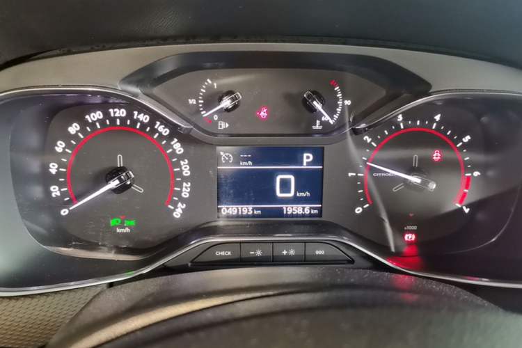 Used Citroen C6 2022 400THP Co-Creation Edition Instrument Cluster