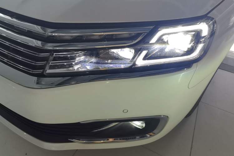 Used Citroen C6 2022 400THP Co-Creation Edition Left Front Headlight