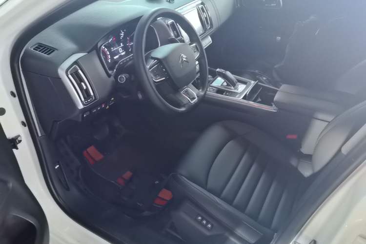 Used Citroen C6 2022 400THP Co-Creation Edition Left Front Seat