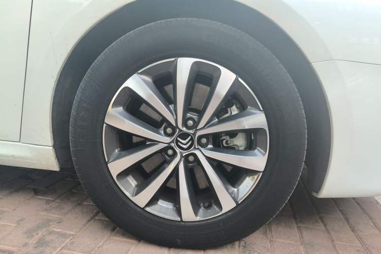 Used Citroen C6 2022 400THP Co-Creation Edition Right Front Wheel Hub