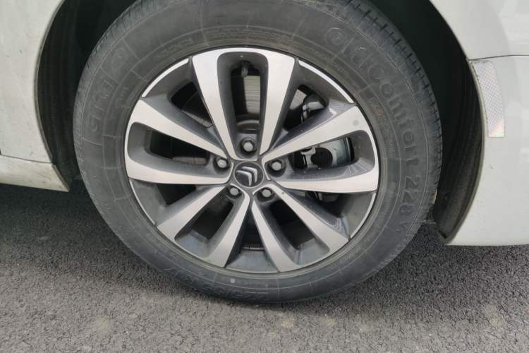 Used Citroen C6 2022 400THP Co-Creation Edition Right Front Wheel Hub