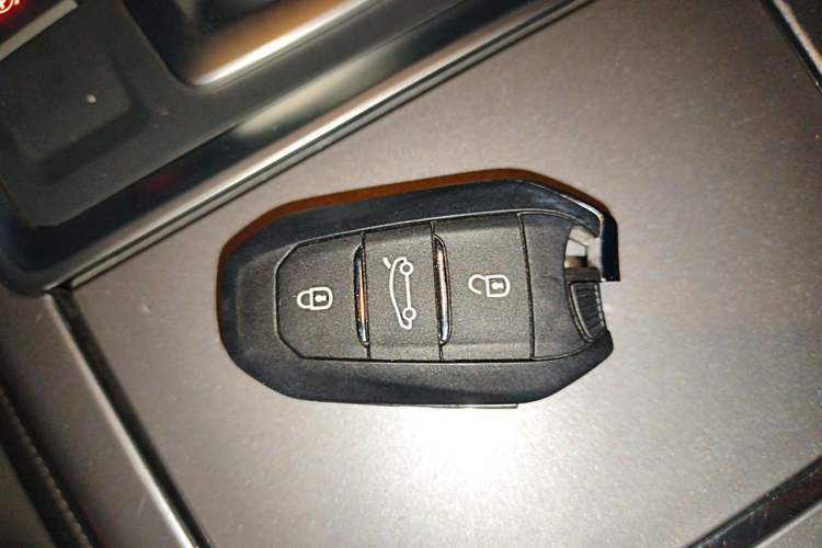 Used Citroen C6 2022 400THP Co-Creation Edition Vehicle Key