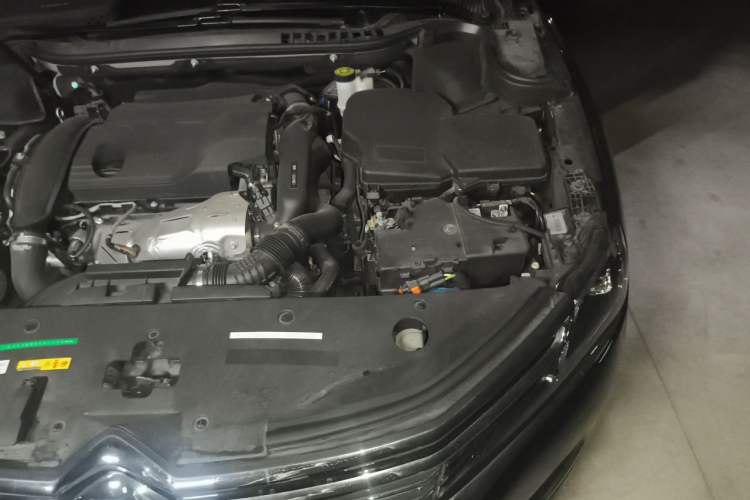Used Citroen C6 2023 400THP Commemorative Edition Engine Bay Left