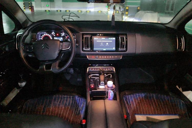 Used Citroen C6 2023 400THP Commemorative Edition Interior 2