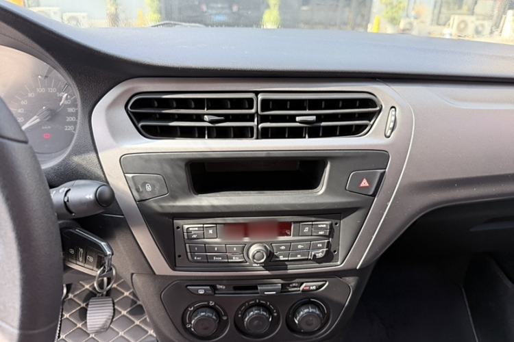 Used Citroen Elysee 2016 1.6L Manual Fashion Edition Interior 3