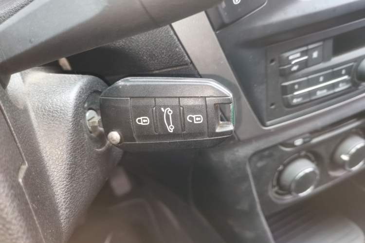 Used Citroen Elysee 2018 1.6L Manual Fashion Edition Interior 1