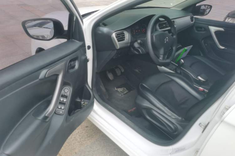 Used Citroen Elysee 2018 1.6L Manual Fashion Edition Interior 3