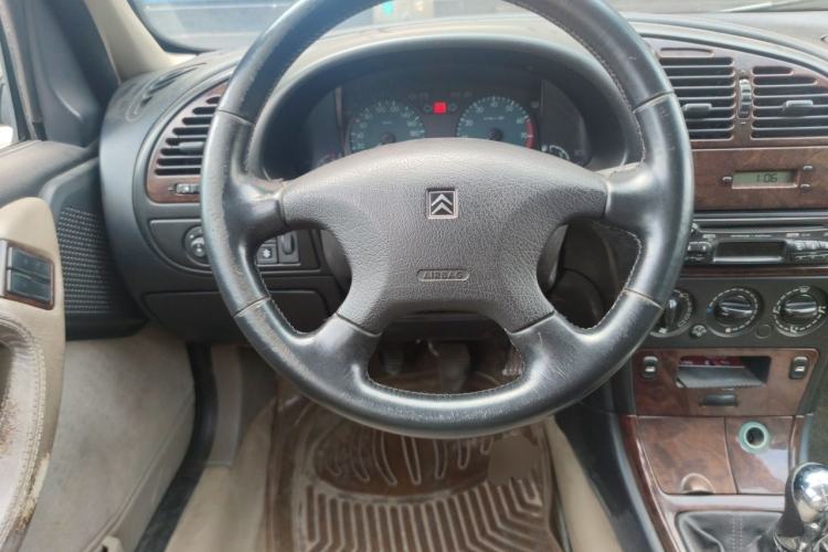 Used Citroen Elysee 2004 1.6 SX 16V MT Steering Wheel