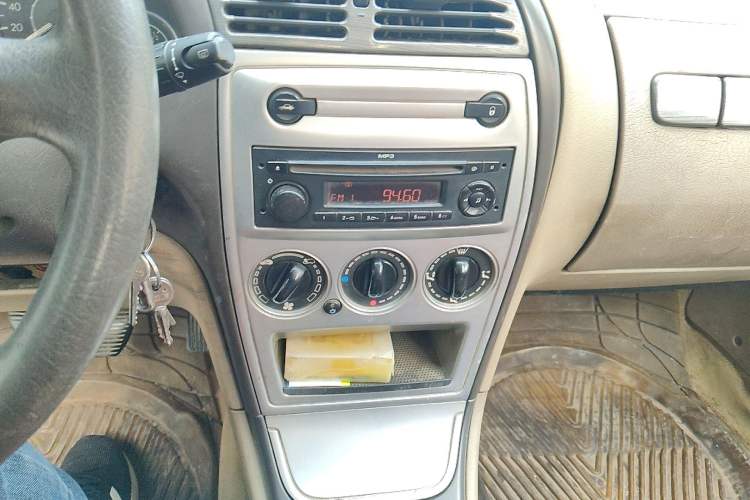 Used Citroen Elysee 2008 1.6L Manual Standard Edition Audio And AC Panel