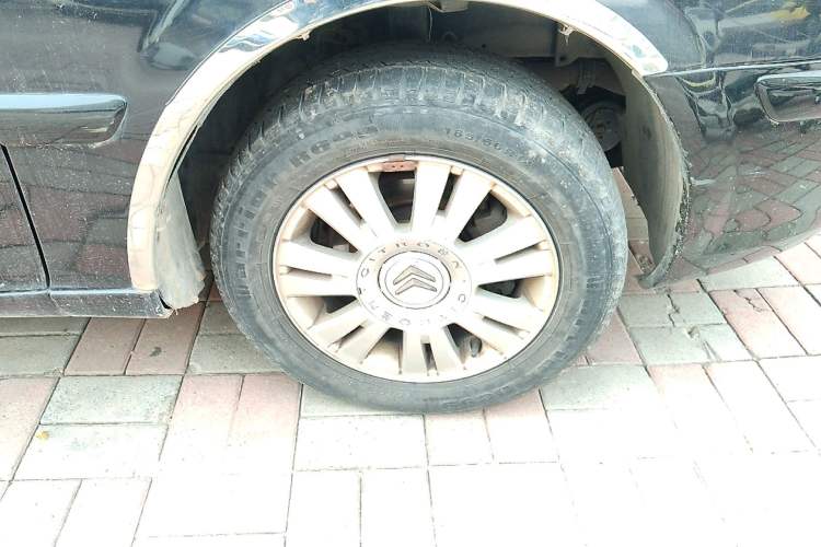 Used Citroen Elysee 2008 1.6L Manual Standard Edition Right Front Wheel Hub