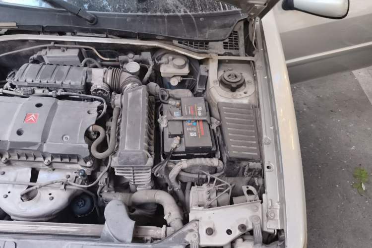 Used Citroen Elysee 2008 Sedan 1.6L CNG Manual Standard Model Engine Bay Left