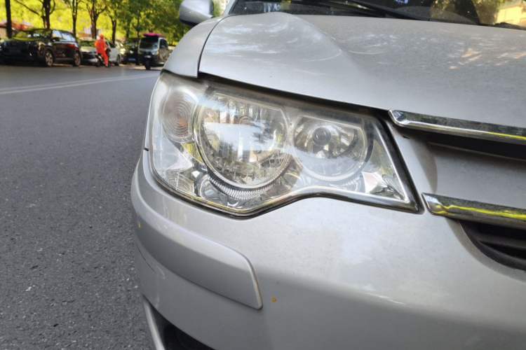 Used Citroen Elysee 2008 Sedan 1.6L CNG Manual Standard Model Right Front Headlight