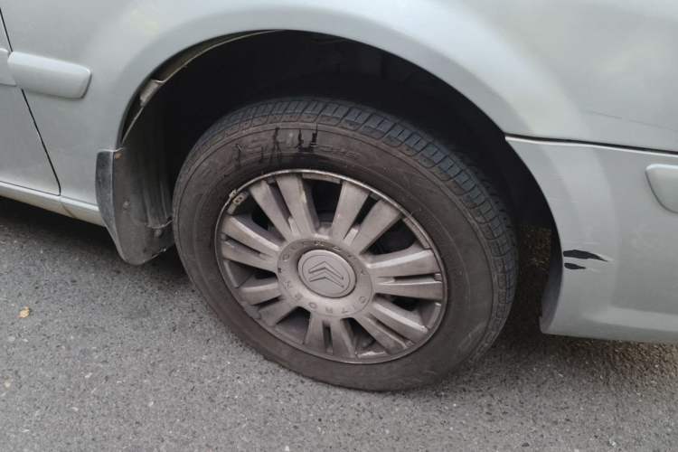Used Citroen Elysee 2008 Sedan 1.6L CNG Manual Standard Model Right Front Wheel Hub