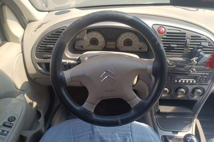 Used Citroen Elysee 2008 Sedan 1.6L CNG Manual Standard Model Steering Wheel