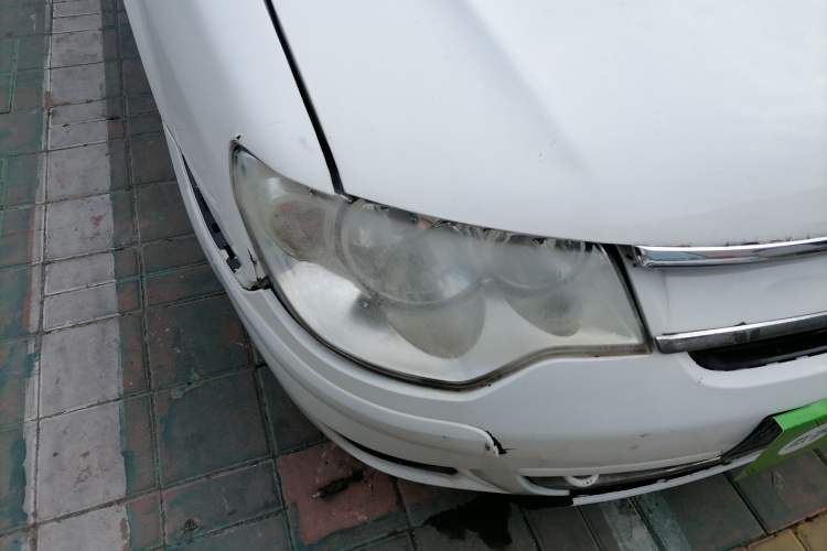 Used Citroen Elysee 2009 Hatchback 1.6L Manual Standard Model Right Front Headlight