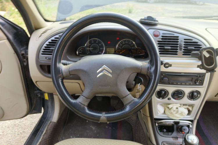 Used Citroen Elysee 2010 Sedan 1.6L Manual Tech Edition Steering Wheel