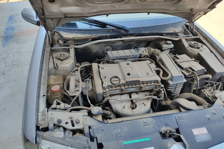 Used Citroen Elysee 2010 Sedan 1.6L Manual Tech Edition Engine Bay Right