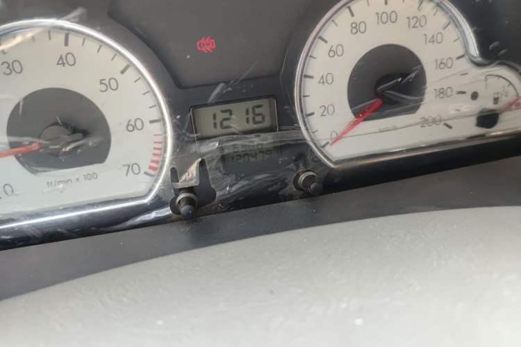 Used Citroen Elysee 2010 Sedan 1.6L Manual Tech Edition Odometer Close Up