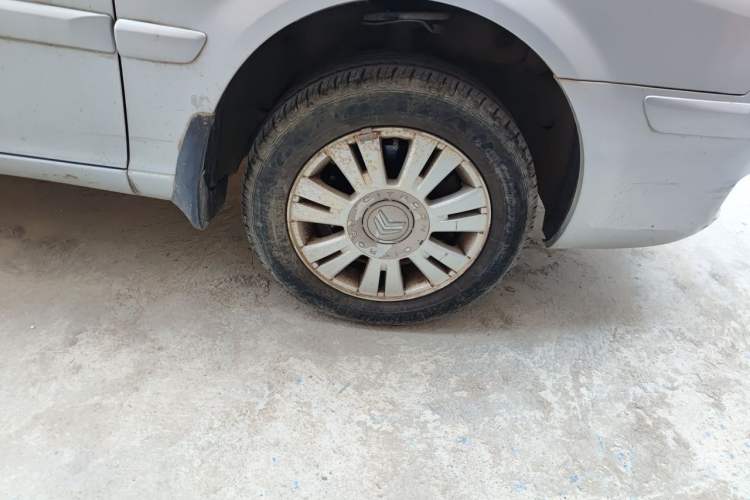 Used Citroen Elysee 2010 Sedan 1.6L Manual Tech Edition Right Front Wheel Hub