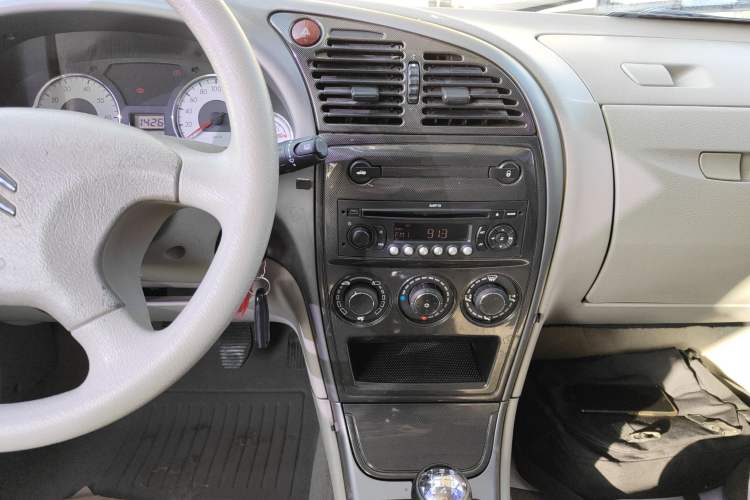 Used Citroen Elysee 2011 Sedan 1.6L Manual Tech Edition Audio And AC Panel