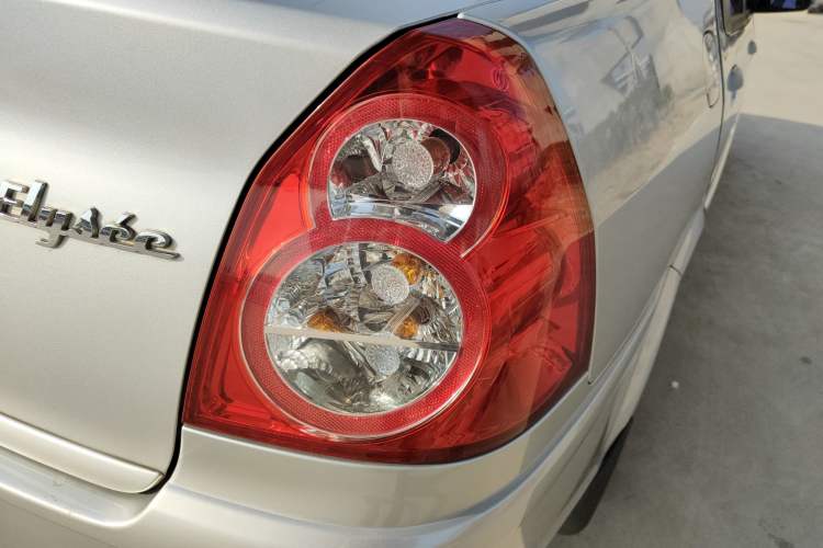 Used Citroen Elysee 2011 Sedan 1.6L Manual Tech Edition Right Rear Taillight