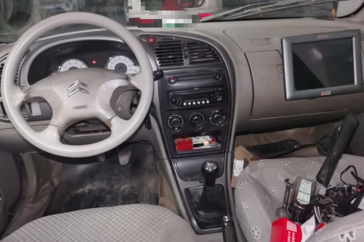 Used Citroen Elysee 2011 Sedan 1.6L Manual Tech Edition Center Console