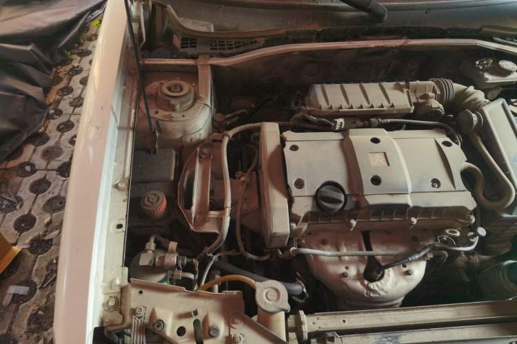 Used Citroen Elysee 2011 Sedan 1.6L Manual Tech Edition Engine Bay Right