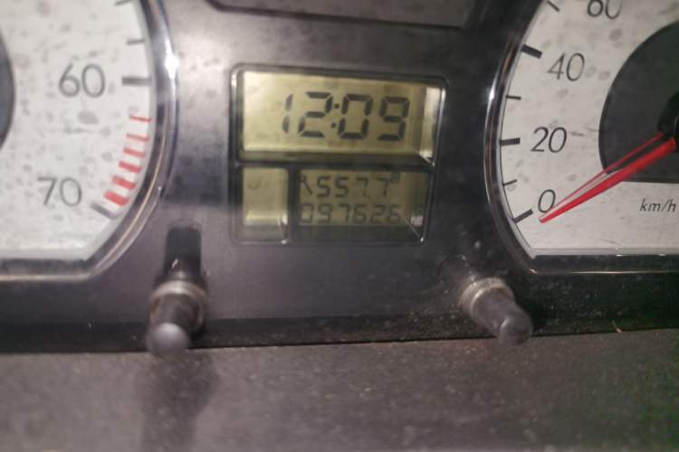 Used Citroen Elysee 2011 Sedan 1.6L Manual Tech Edition Odometer Close Up