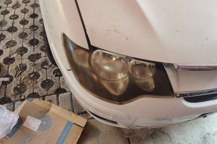 Used Citroen Elysee 2011 Sedan 1.6L Manual Tech Edition Right Front Headlight