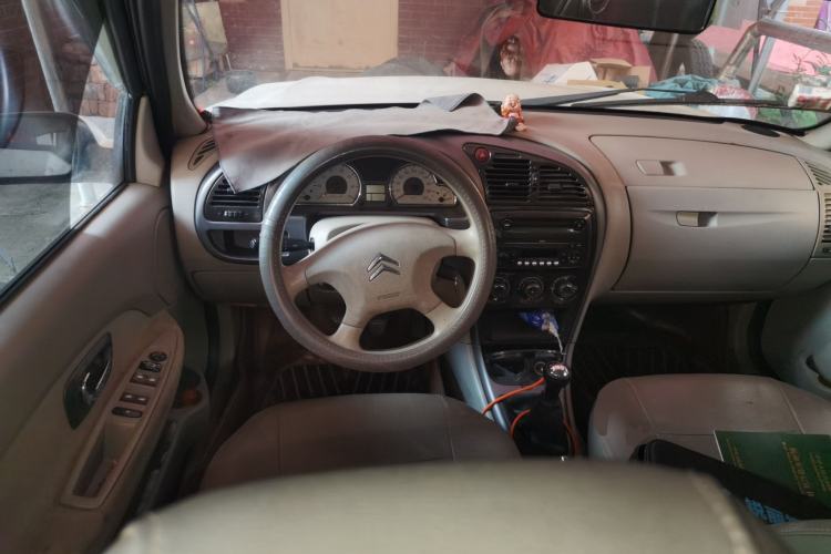 Used Citroen Elysee 2011 Sedan 1.6L Manual Tech Edition Steering Wheel