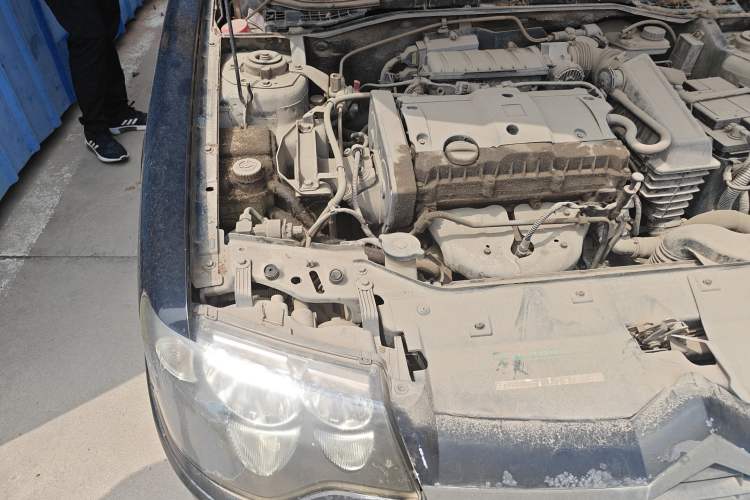 Used Citroen Elysee 2012 Sedan 1.6L Manual Tech Model CNG Engine Bay Right