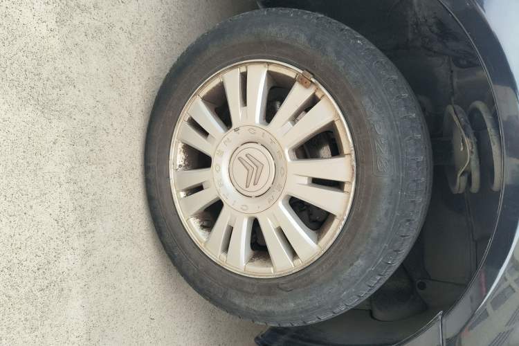 Used Citroen Elysee 2012 Sedan 1.6L Manual Tech Model Right Front Wheel Hub