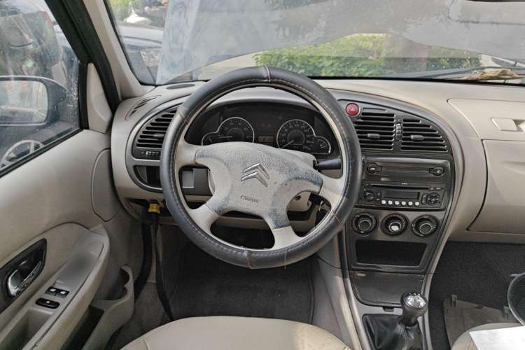 Used Citroen Elysee 2012 Sedan 1.6L Manual Tech Model Steering Wheel