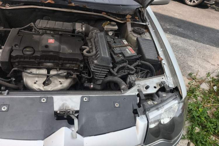 Used Citroen Elysee 2012 Sedan 1.6L Manual Tech Model Engine Bay Left