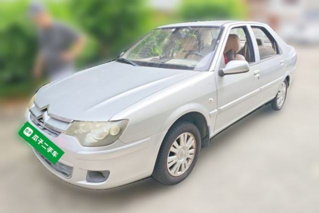 Ojetý Citroen Elysee 2012 Sedan 1.6L Manual Tech Model