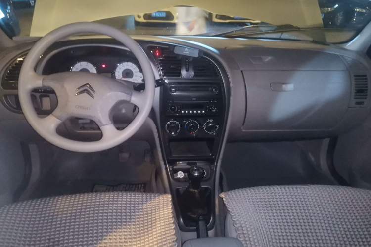Used Citroen Elysee 2012 Sedan 1.6L Manual Tech Model Center Console