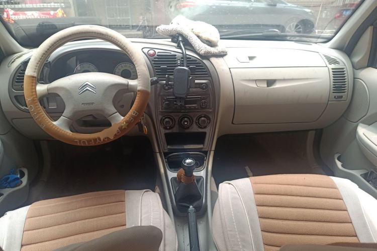 Used Citroen Elysee 2012 Sedan 1.6L Manual Tech Model Center Console