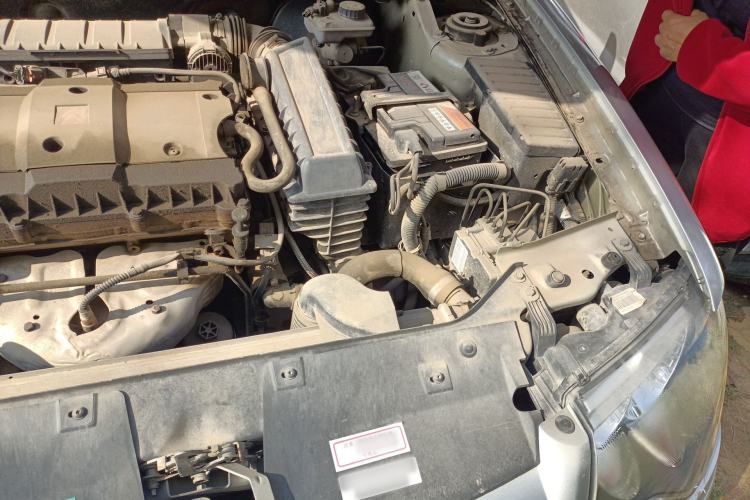 Used Citroen Elysee 2012 Sedan 1.6L Manual Tech Model Engine Bay Left