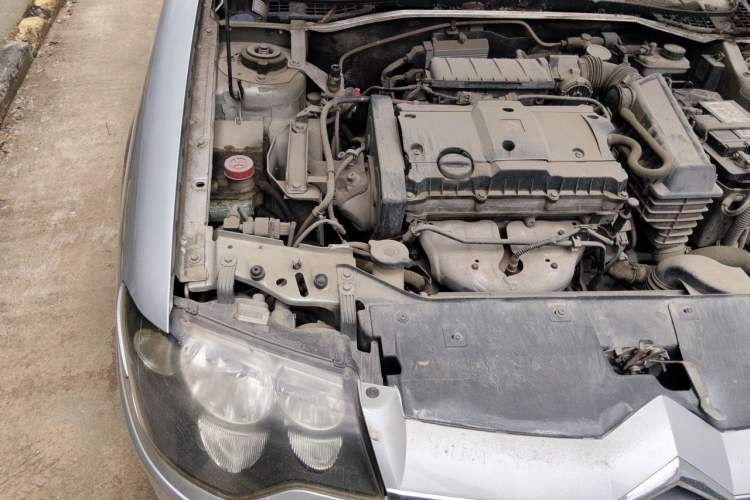 Used Citroen Elysee 2012 Sedan 1.6L Manual Tech Model CNG Engine Bay Right