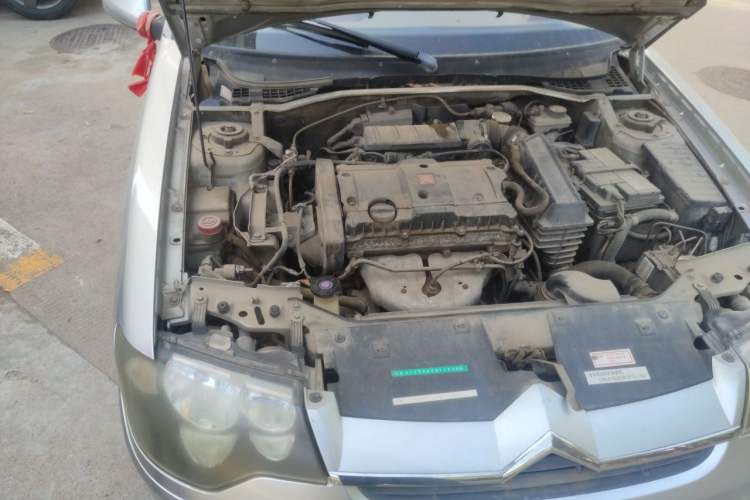 Used Citroen Elysee 2012 Sedan 1.6L Manual Tech Model CNG Engine Bay Right