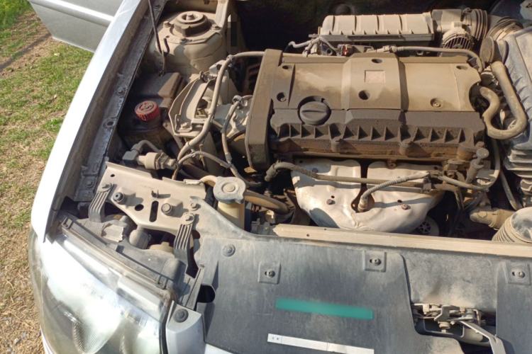 Used Citroen Elysee 2012 Sedan 1.6L Manual Tech Model Engine Bay Right